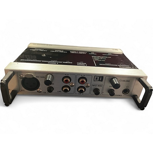 Used Native Instruments audio 8 DJ Audio Interface