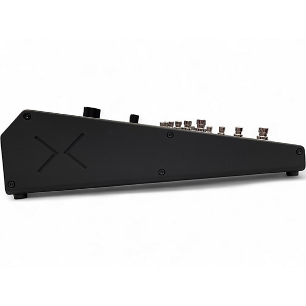 Used Line 6 Helix LT Effect Processor