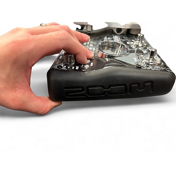 Used Zoom g2.1 dm Effect Processor