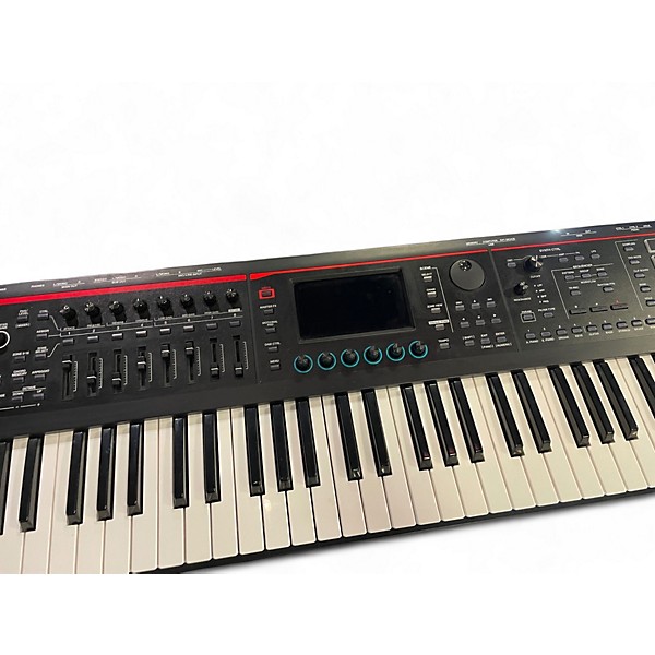 Used Roland Fantom 07 Keyboard Workstation