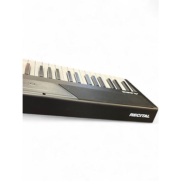 Used Alesis Recital Portable Keyboard