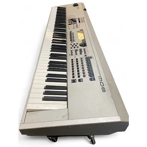 Used Yamaha MO8 88 Key Keyboard Workstation