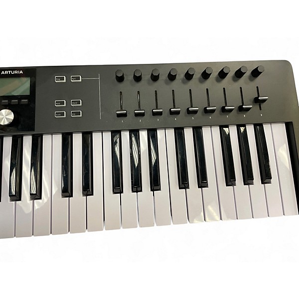 Used Arturia Keylab Essential 61 MIDI Controller
