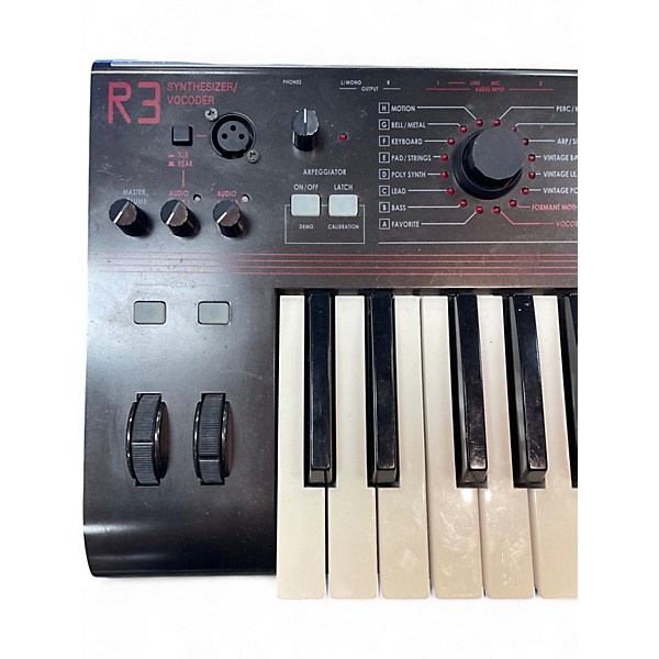 Used KORG R3 37 Key Synthesizer