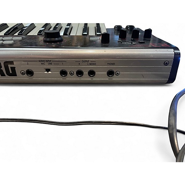 Used KORG R3 37 Key Synthesizer