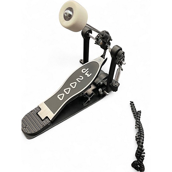 Used DW 2000 Series Single Single Bass Drum Pedal