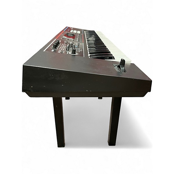 Used Roland JUNO DS 61 Synthesizer