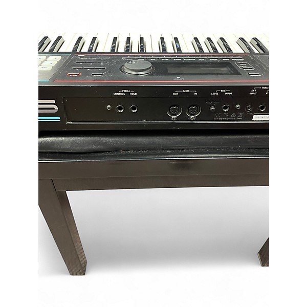 Used Roland JUNO DS 61 Synthesizer