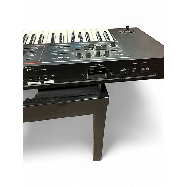 Used Roland JUNO DS 61 Synthesizer