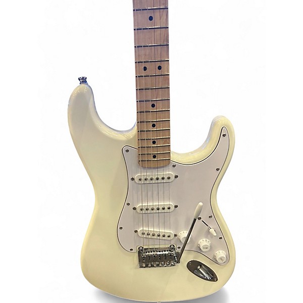 Used Squier Affinity Stratocaster Olympic White Solid Body Electric Guitar