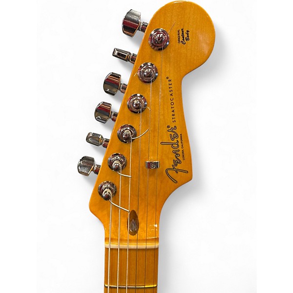 Used 2024 Fender AMERICAN PROFESSIONAL II STRATOCASTER Olympic White Solid Body Electric Guitar