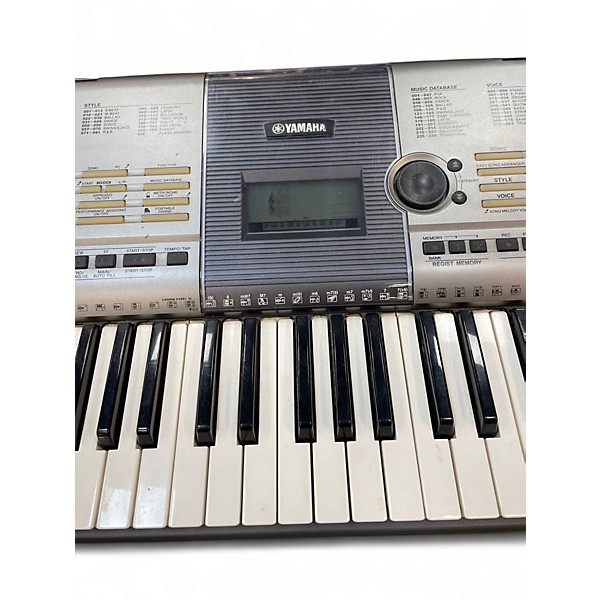 Used Yamaha YPT400 Portable Keyboard