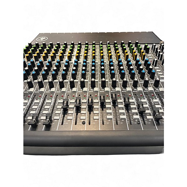 Used Mackie 1604VLZ4 PRO Powered Mixer