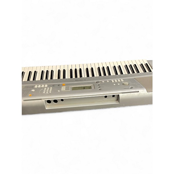 Used Yamaha YPT300 61 Key Portable Keyboard