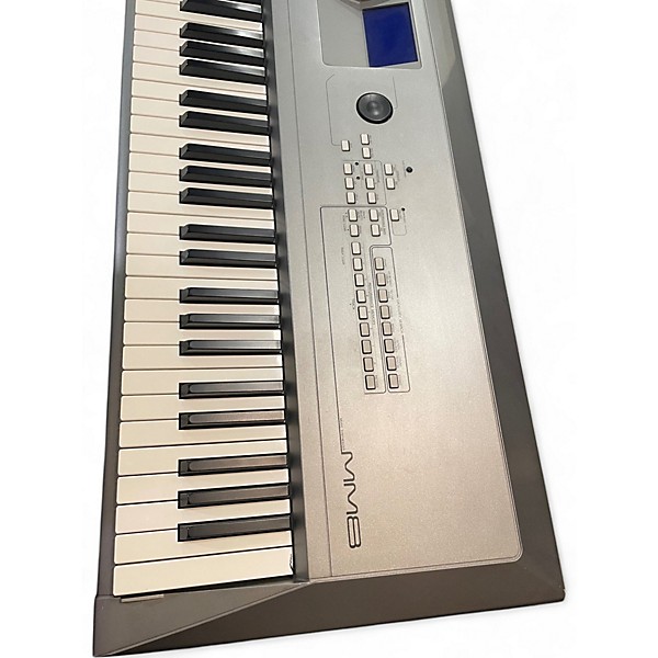 Used Yamaha MM8 88 Key Synthesizer
