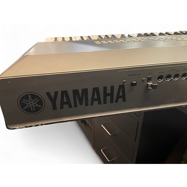 Used Yamaha MM8 88 Key Synthesizer