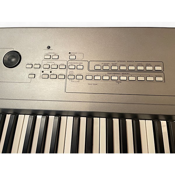 Used Yamaha MM8 88 Key Synthesizer
