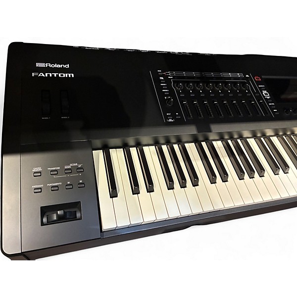 Used Roland Fantom 8 Keyboard Workstation