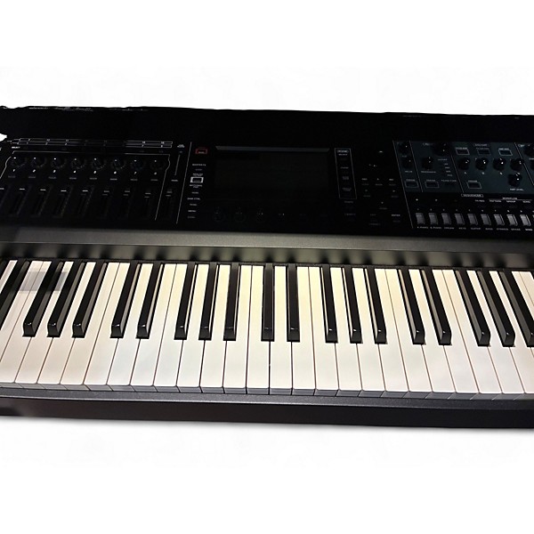 Used Roland Fantom 8 Keyboard Workstation