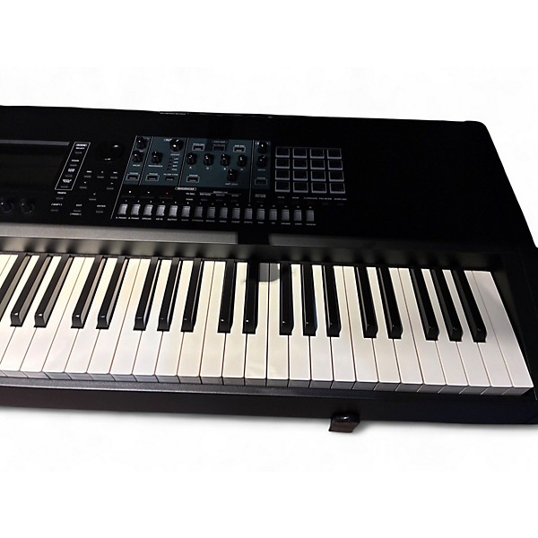 Used Roland Fantom 8 Keyboard Workstation