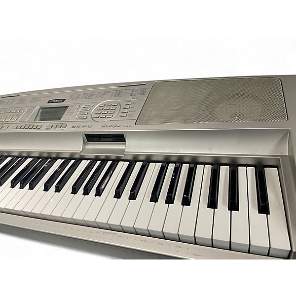 Used Yamaha DGX300 Portable Keyboard