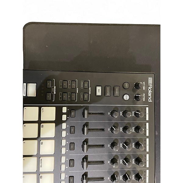 Used Roland MC-707 Groovebox Production Controller