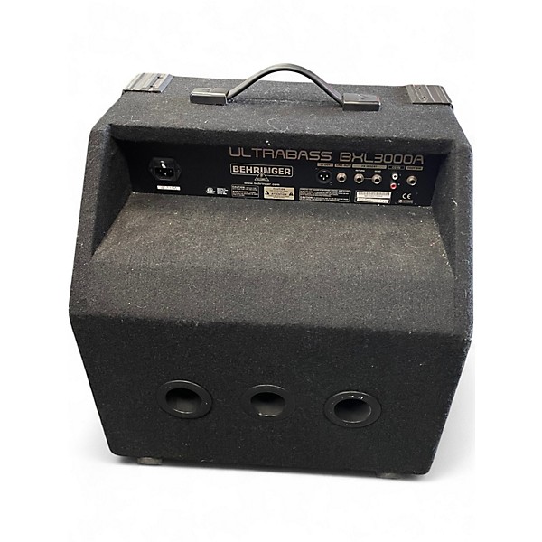 Used Behringer Ultrabass BXL3000A 300W 1x15 Bass Combo Amp