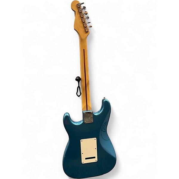 Used 1996 Fender Standard Stratocaster Lake Placid Blue Solid Body Electric Guitar