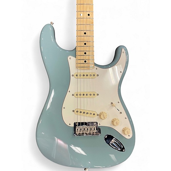 Used Fender AMERICAN PROFESSIONAL STRATOCASTER BLUE Solid Body Electric Guitar