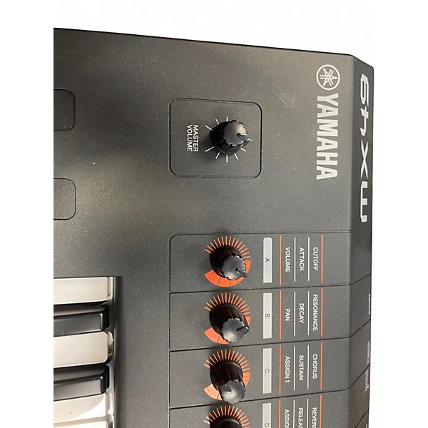 Used Yamaha MX49 49 Key Keyboard Workstation