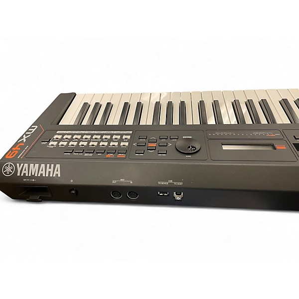 Used Yamaha MX49 49 Key Keyboard Workstation