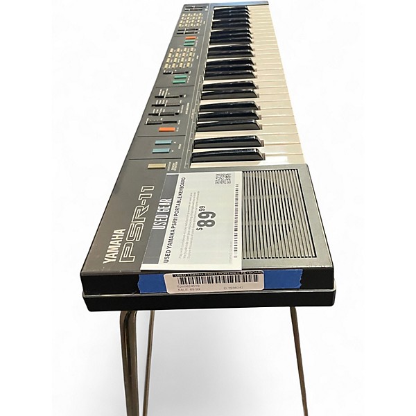 Used Yamaha psr11 Portable Keyboard
