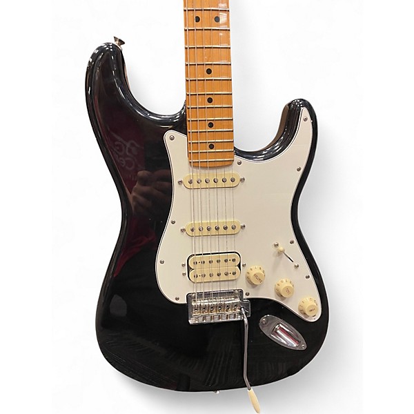 Used Fender PLAYER II HSS 70TH Black Solid Body Electric Guitar