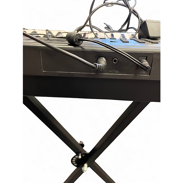 Used Alesis Harmony61 Keyboard Workstation