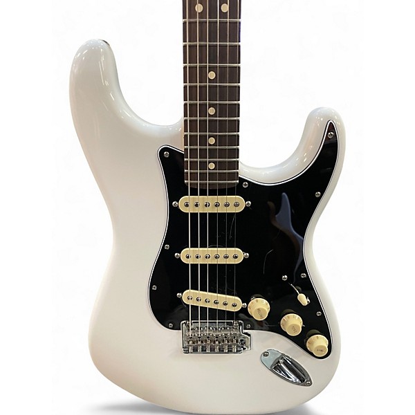 Used Fender Player II Stratocaster Classic White Solid Body Electric Guitar