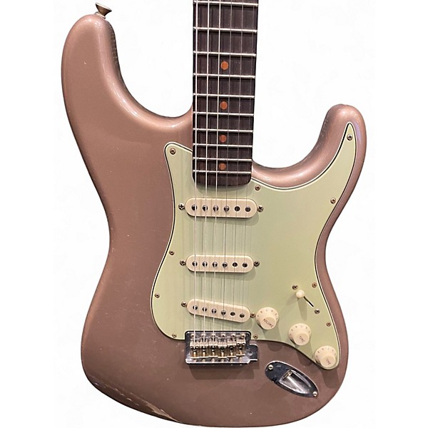Used Fender Custom Shop 62 Journeyman Stratocaster Relic Aged Shoreline Gold Solid Body Electric Guitar