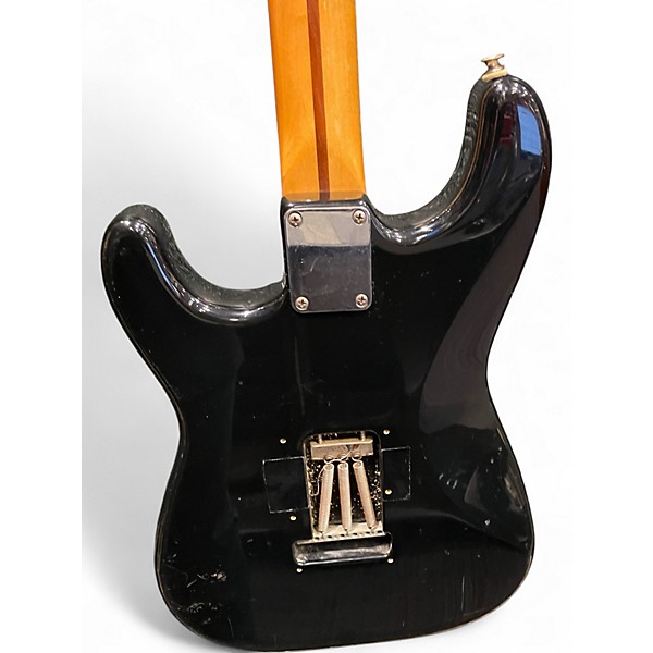 Used Fender 1995 Standard Stratocaster MIM Black Solid Body Electric Guitar