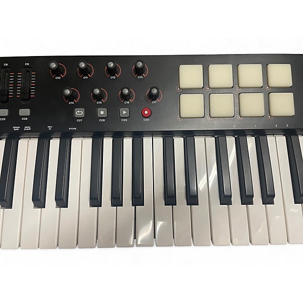Used M-Audio Oxygen 61 Key MIDI Controller