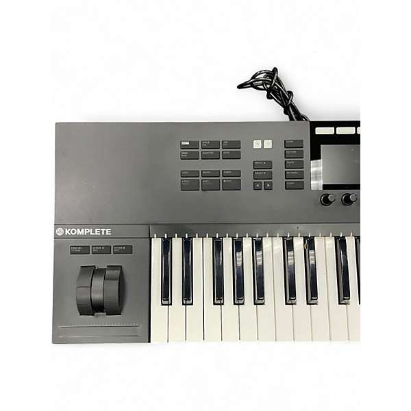 Used Native Instruments Komplete Kontrol S49 MK2 MIDI Controller