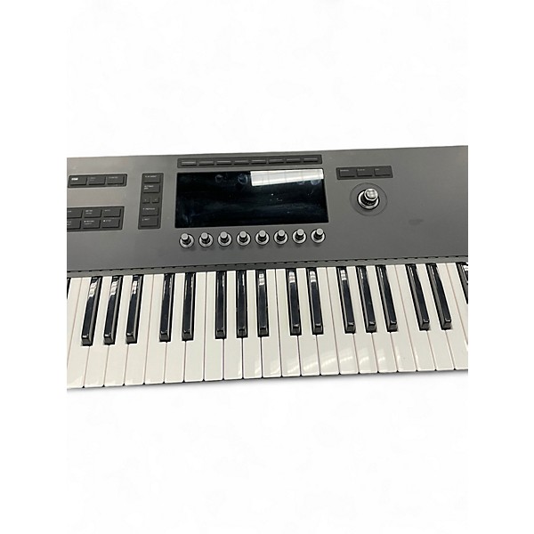 Used Native Instruments Komplete Kontrol S49 MK3