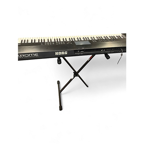 Used KORG Krome 88 Key Keyboard Workstation