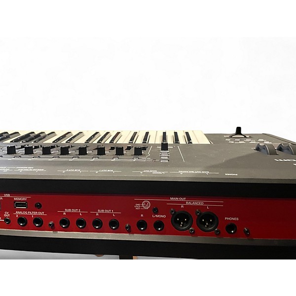 Used Roland Fantom 07 Keyboard Workstation