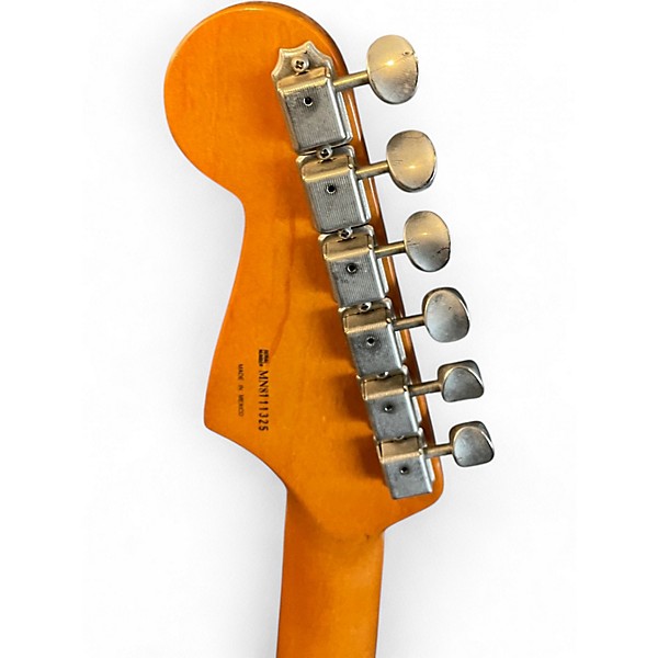 Used Fender Classic Series '60s Stratocaster 3 Color Sunburst Solid Body Electric Guitar
