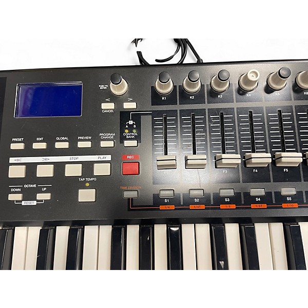 Used Akai Professional mpk 49