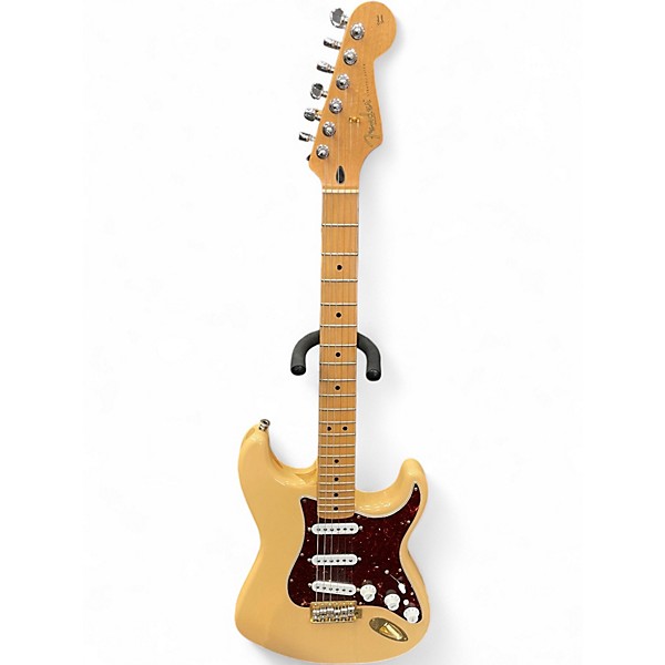 Used Fender Deluxe Players Stratocaster Honey Blonde Solid Body Electric Guitar