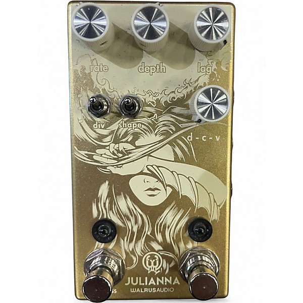 Used Walrus Audio DELUXE CHORUS VIBRATO Effect Pedal