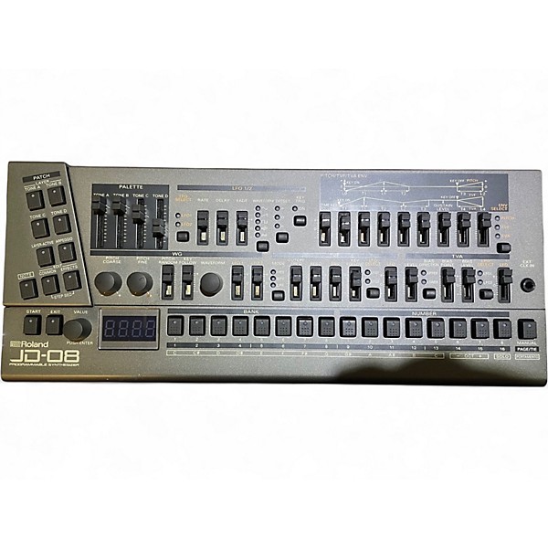 Used Roland JD-08 Synthesizer