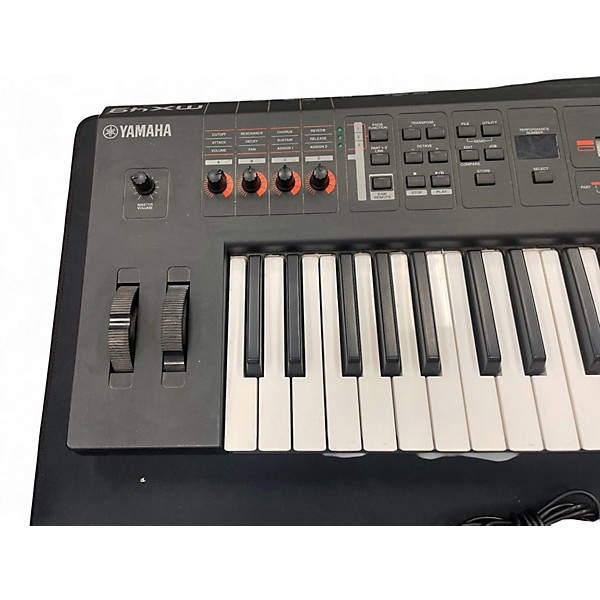 Used Yamaha MX49 49 Key Keyboard Workstation