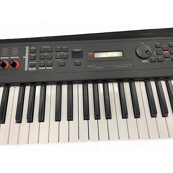 Used Yamaha MX49 49 Key Keyboard Workstation