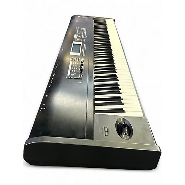 Used KORG tr88 Keyboard Workstation